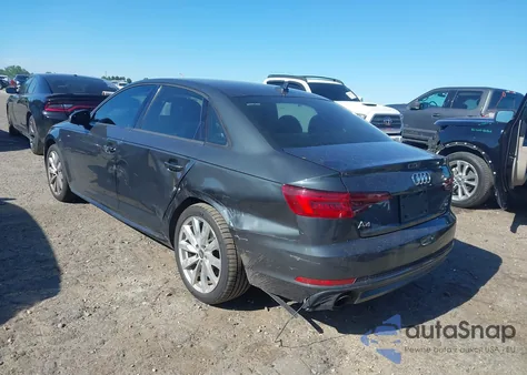 2018 Audi A4 2.0T Tech Ultra Premium/2.0T Ultra Premium z USA, uszkodzony, nr VIN WAUKMAF40JA068336